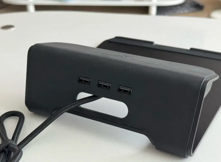 Razer 레이저 스탠드 크로마V1 노트북 거치대