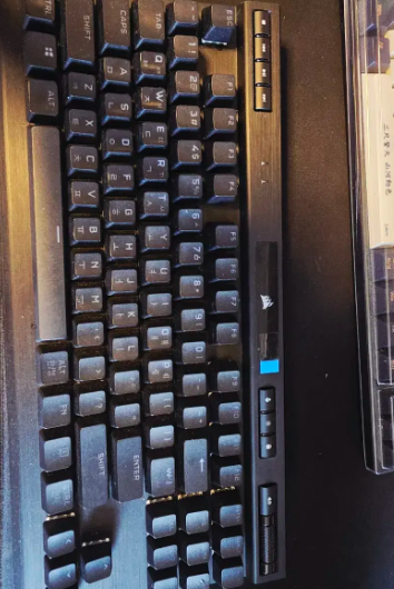 커세어 K70 RGB TKL opx 키보드 팝니다